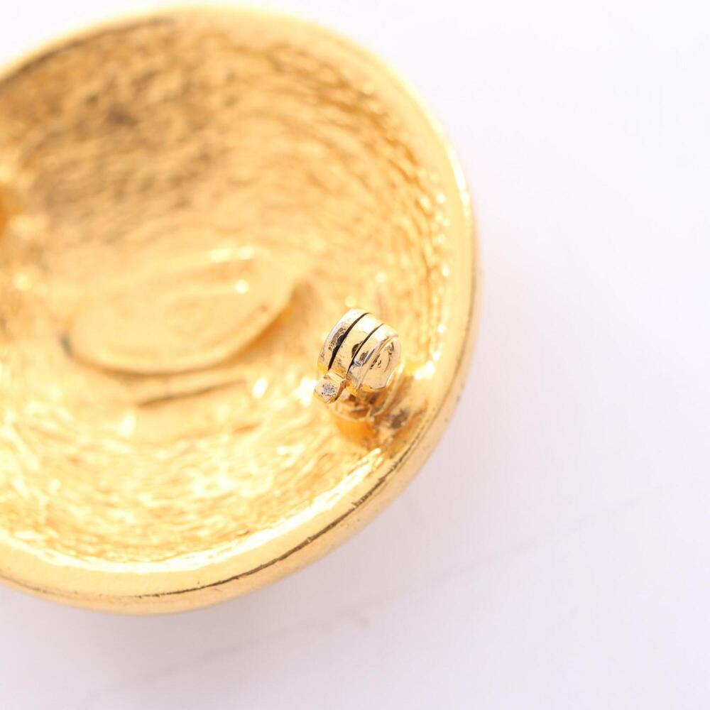 CHANEL Authentic Gold Logo Brooch - Picture 5 of 7